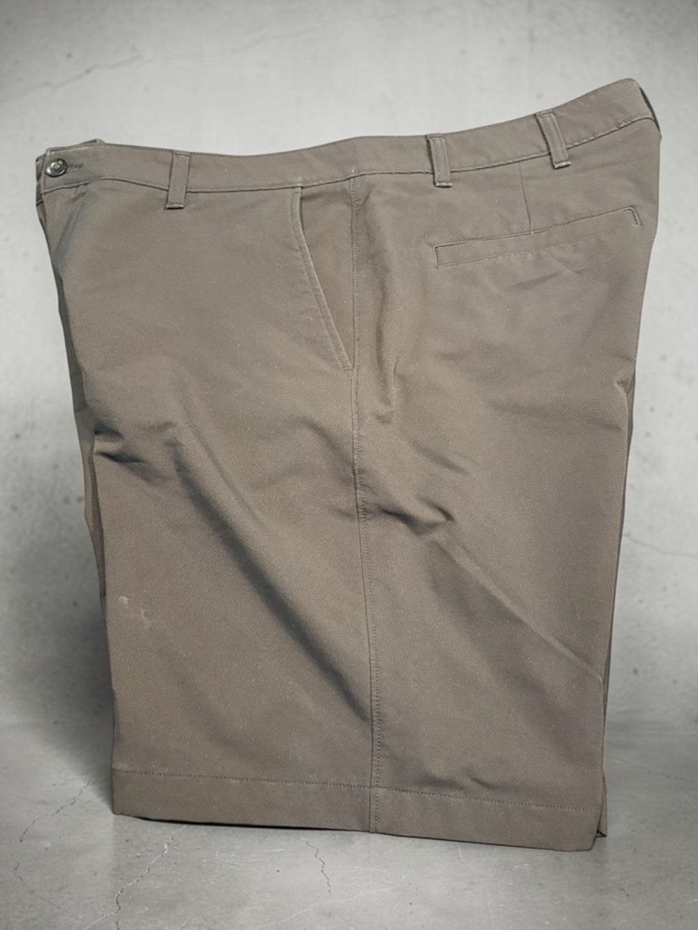 Under Armour Men's Tech Golf Shorts Black Size 40 Inseam 10 Moisture Wicking EUC - Picture 14 of 15